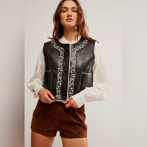 **NWT** Free People Travelers Black and White Women's Leather  Vest - Picture 16 of 16